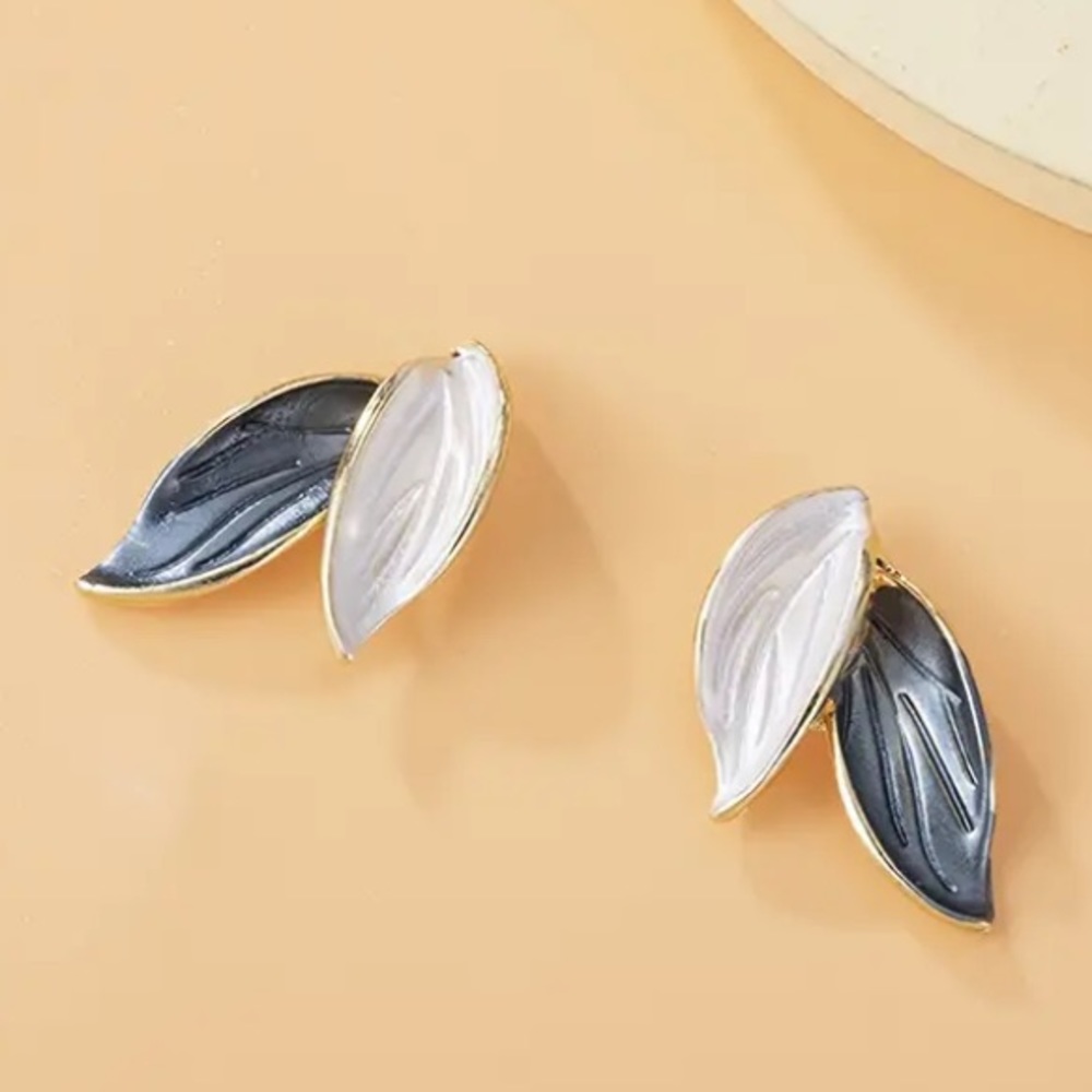 Classic Neutral Leaf Gold Toned Stud Earrings - Picture 4 of 4
